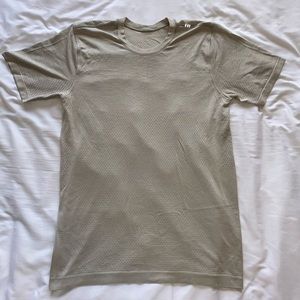 men’s lululemon shirt